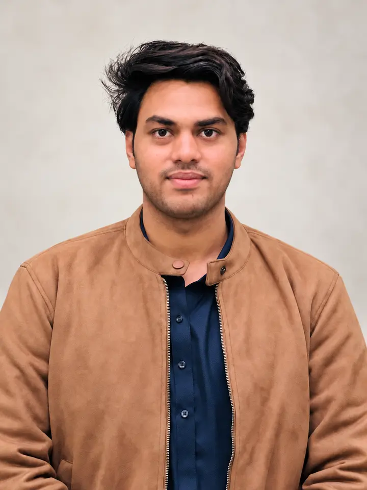 Sajjad Hassan, German instructor